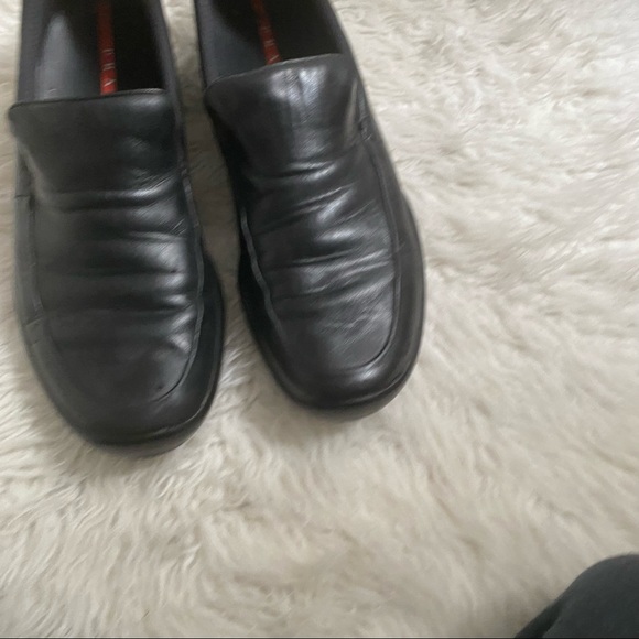 Prada Shoes - Picture 3 of 12